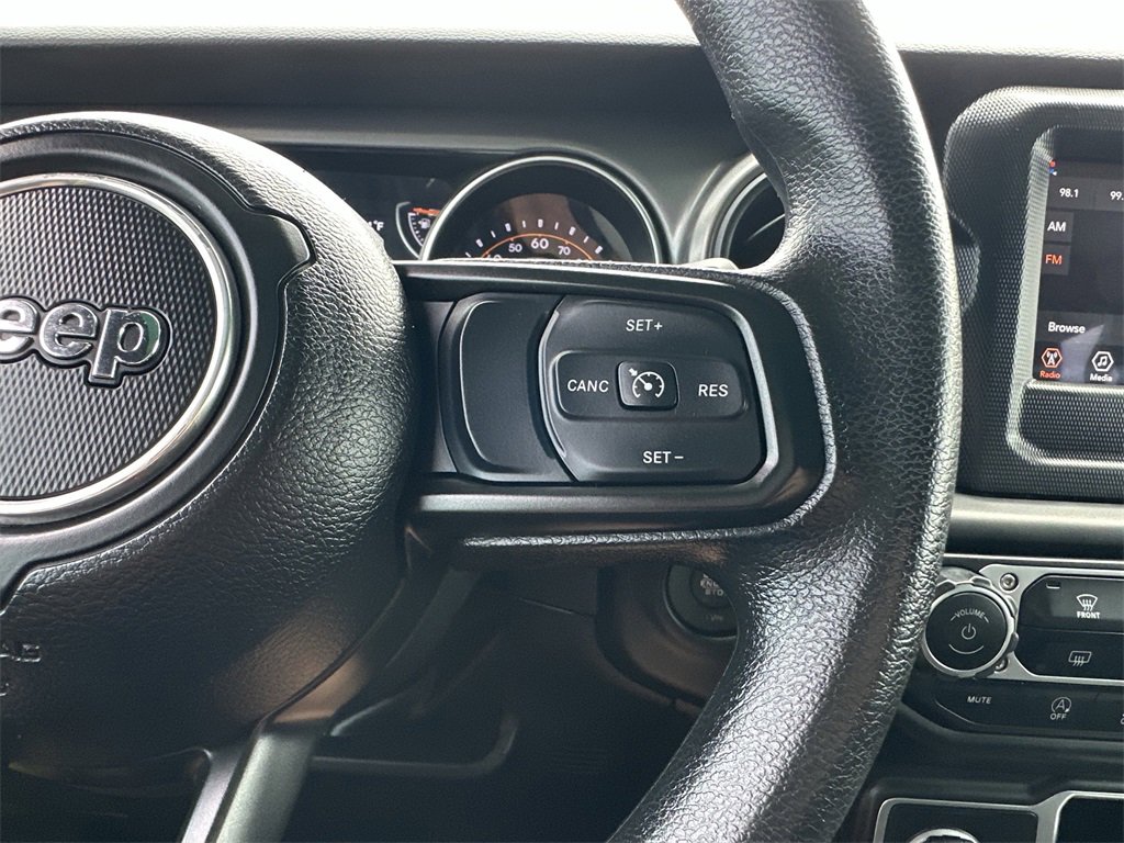 Used 2023 Jeep Wrangler Sport image 21
