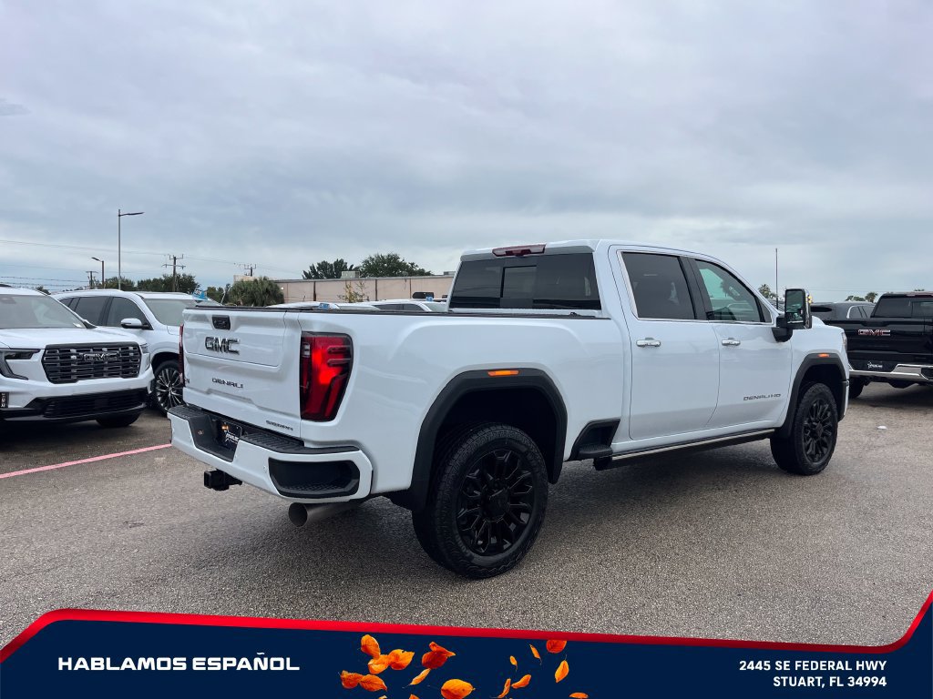 New 2026 GMC Sierra 2500 Denali Ultimate AWD/4WD image 7