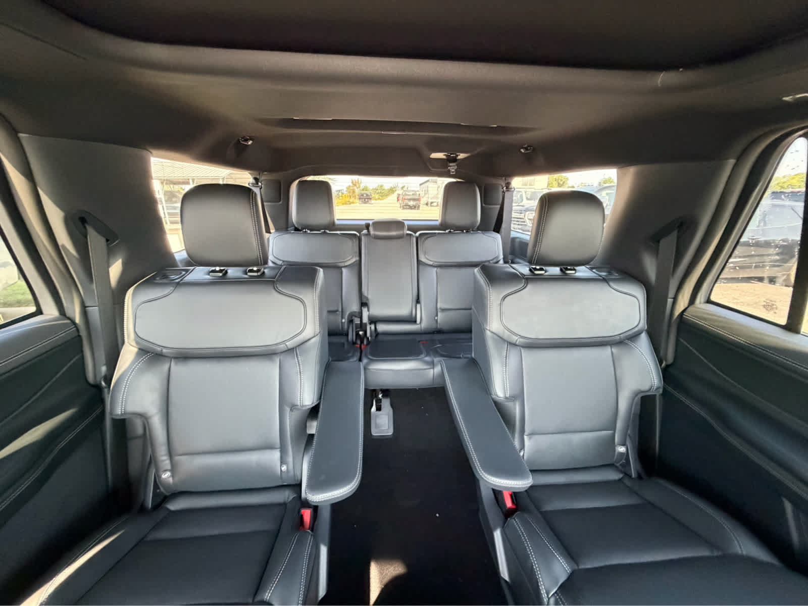 New 2027 Ford Expedition Max Platinum w/ Stealth Appearance Package AWD/4WD image 22