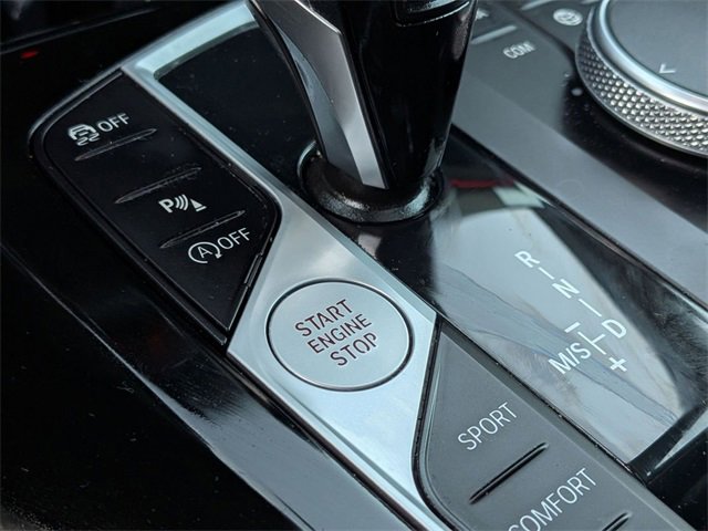 Used 2017 Kia Forte LX image 2