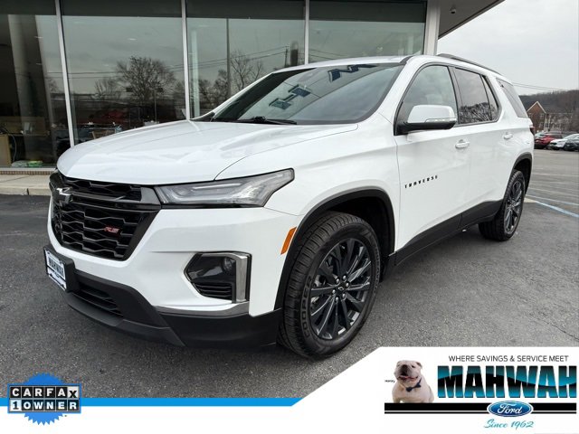 Used 2023 Chevrolet Traverse RS