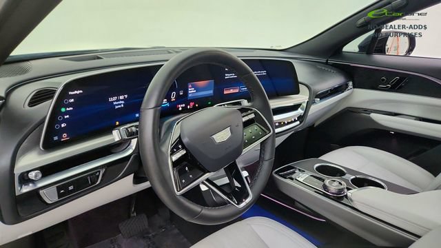 Used 2024 Cadillac Lyriq Luxury RWD image 21