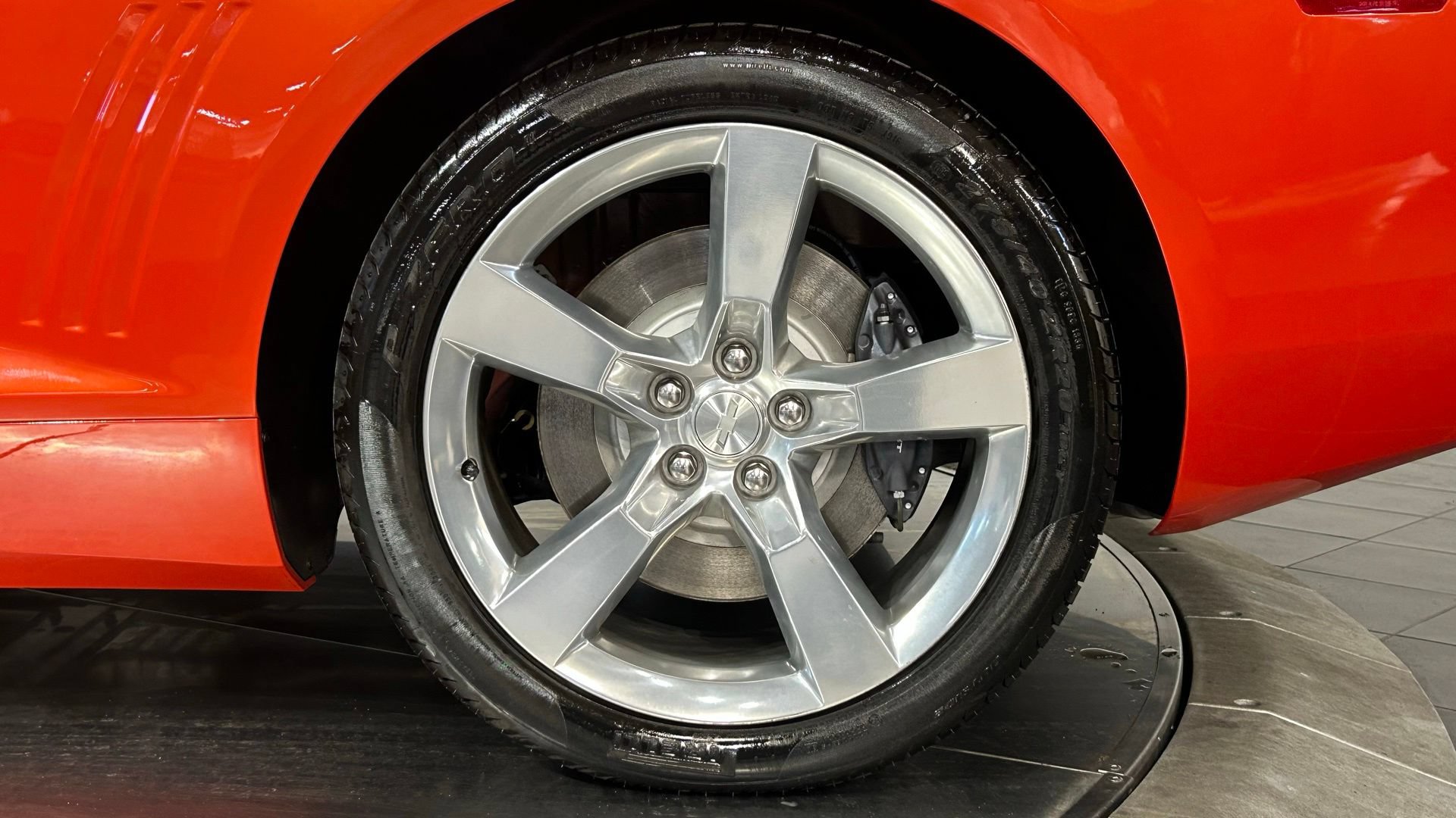 Used 2010 Chevrolet Camaro SS w/ Interior Accent Trim Package RWD image 19