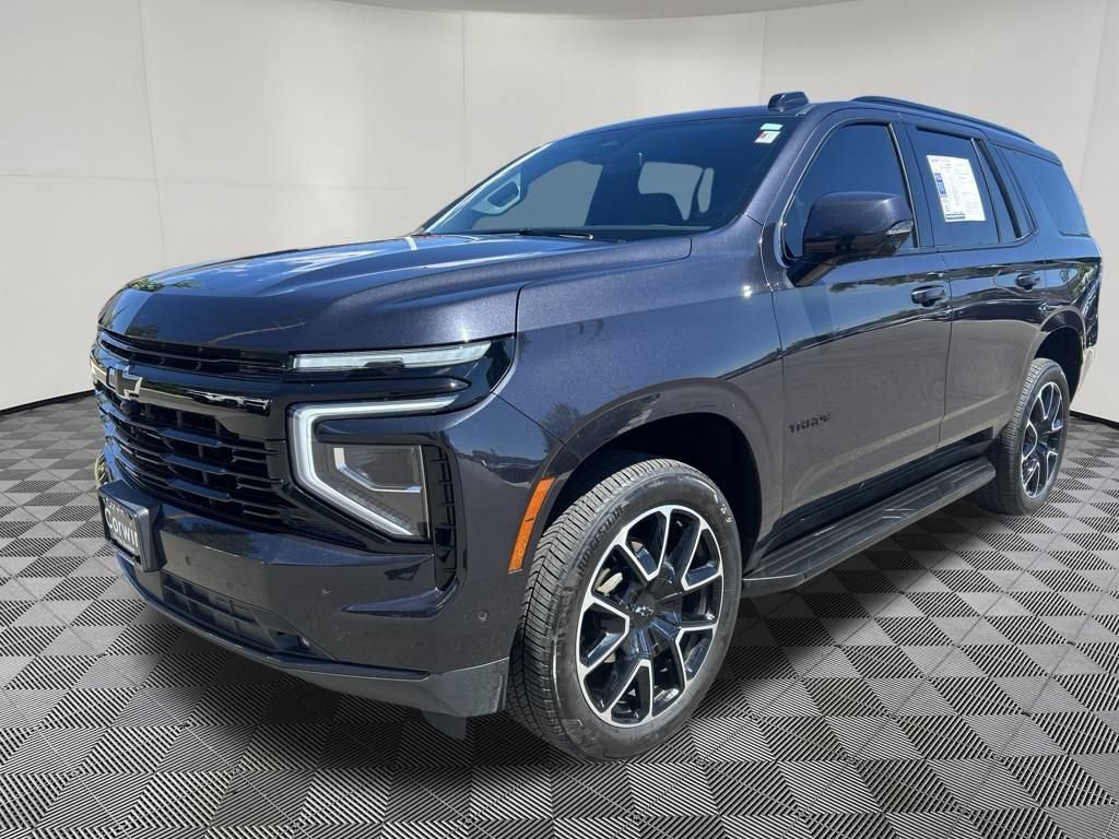 Used 2025 Chevrolet Tahoe RST w/ Comfort Package AWD/4WD image 3