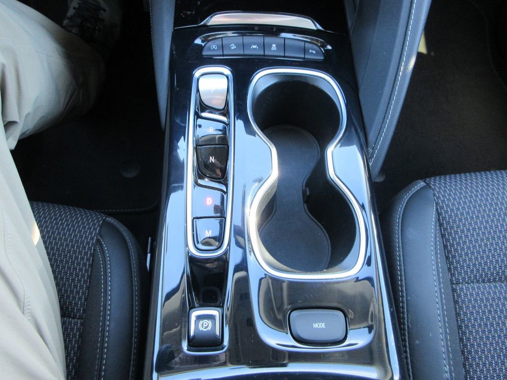 Certified 2021 Buick Envision Preferred w/ Sport Touring Package image 29