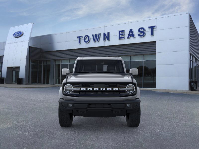 New 2026 Ford Bronco Outer Banks image 6