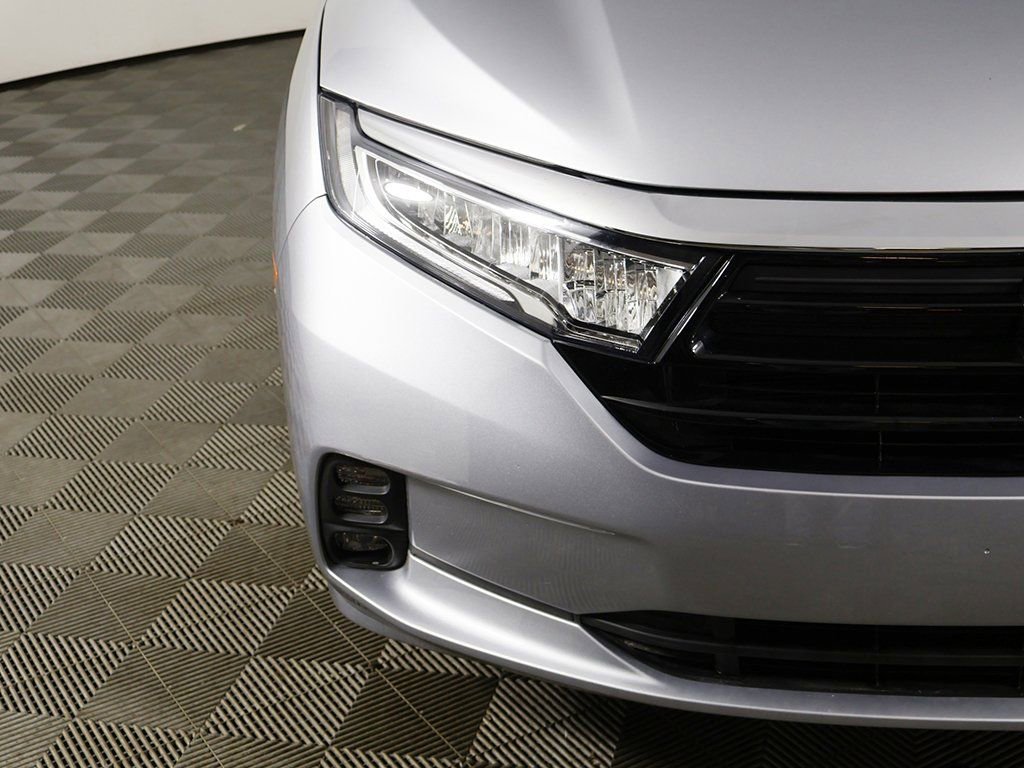 Used 2023 Honda Odyssey EX-L image 13