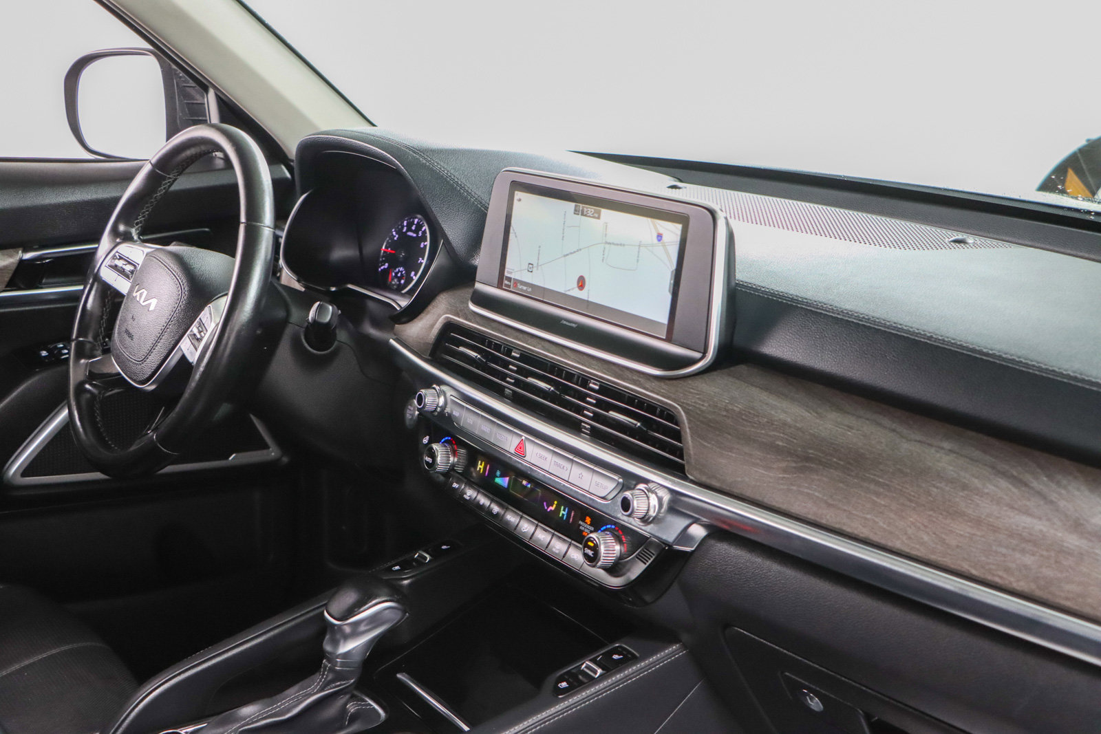 Used 2022 Kia Telluride EX w/ EX Premium Package image 27