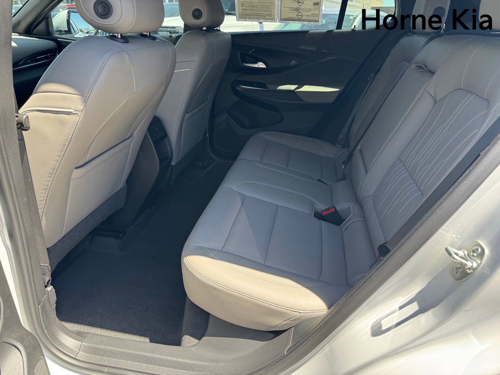 Used 2025 Buick Envista Avenir FWD image 14