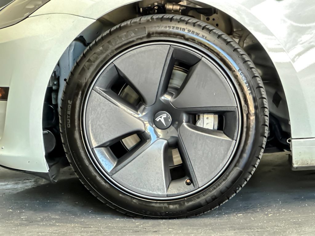 Used 2023 Tesla Model 3 Standard Range RWD image 23