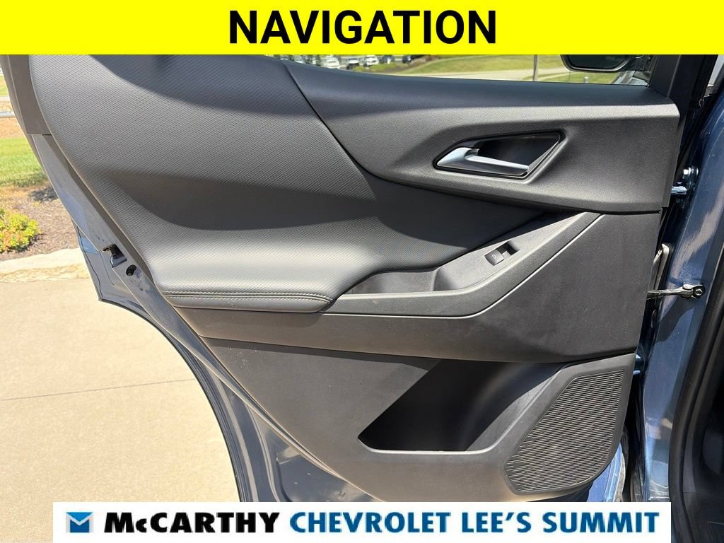 Used 2025 Chevrolet Equinox LT FWD image 36