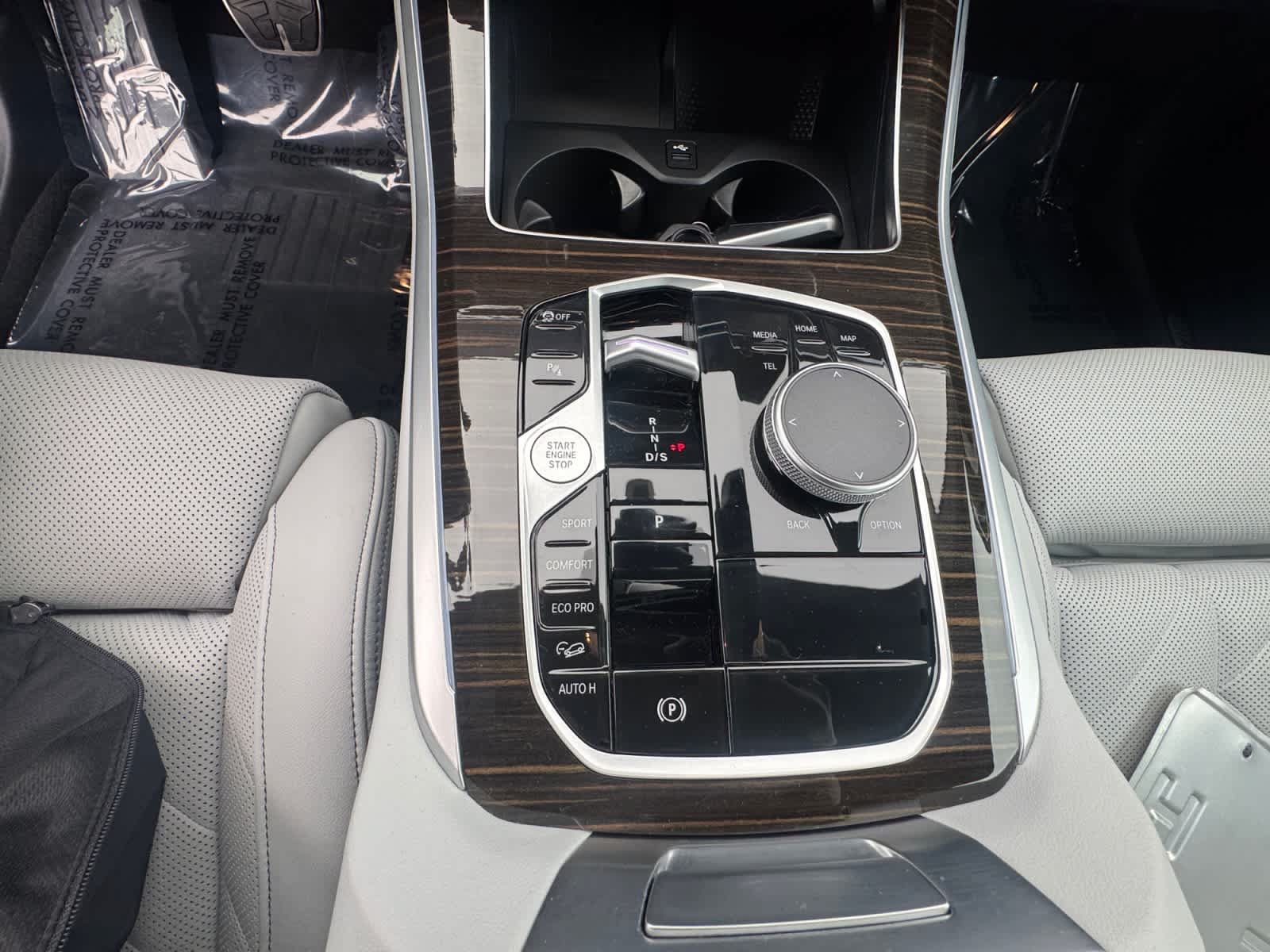 Used 2025 BMW X5 xDrive40i w/ M Sport Package AWD/4WD image 24