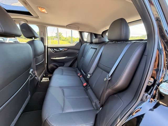 Certified 2017 Nissan Rogue Sport SL w/ SL Premium Package AWD/4WD image 16