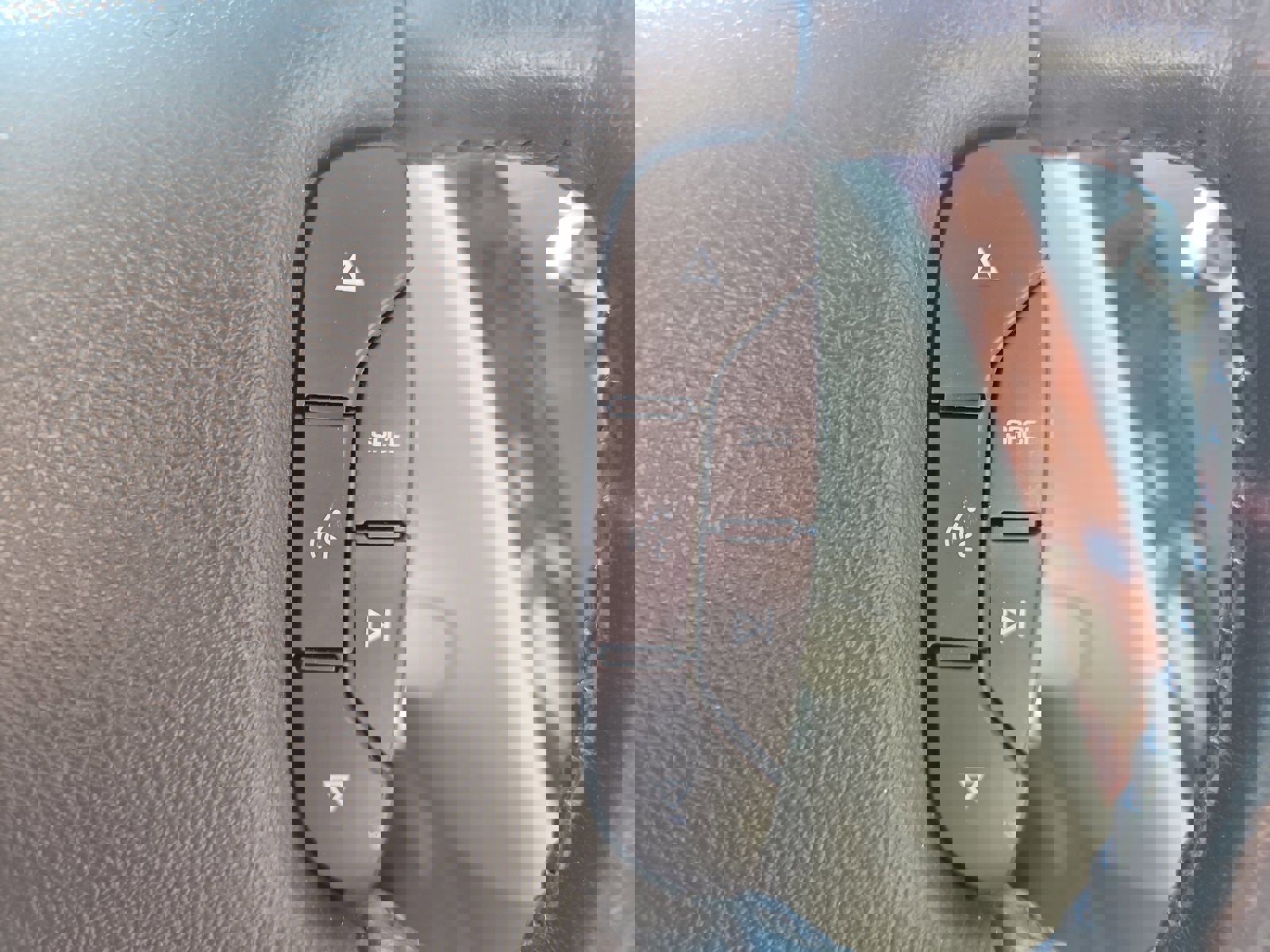 Used 2007 Cadillac DTS Luxury I w/ Trunk Convenience Package image 10