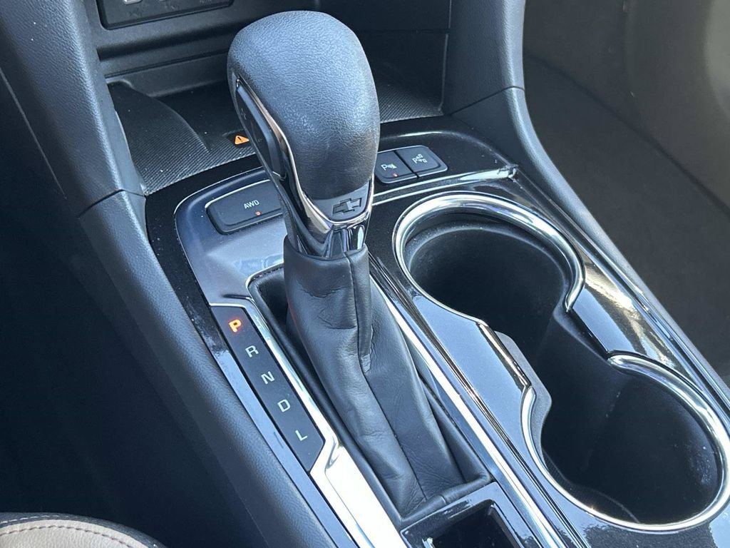 Used 2023 Chevrolet Equinox Premier AWD/4WD image 44