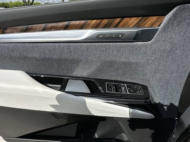 Certified 2026 Cadillac Escalade Platinum Sport AWD/4WD image 21