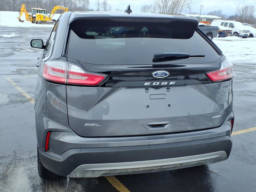 Used 2021 Ford Edge SEL w/ Convenience Package image 6
