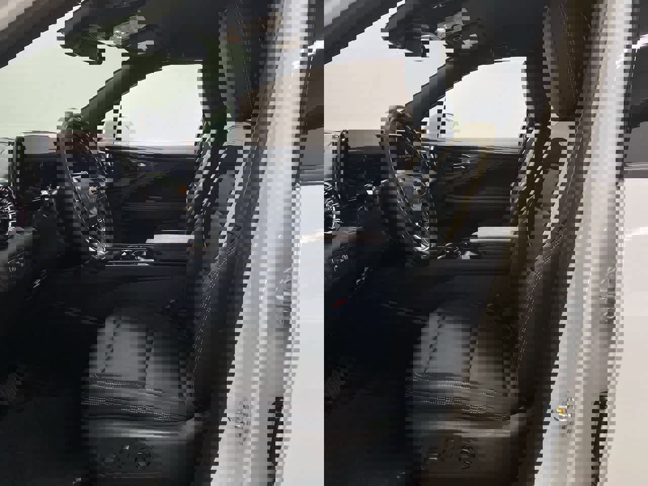 Used 2024 Chevrolet Blazer EV LT AWD/4WD image 13