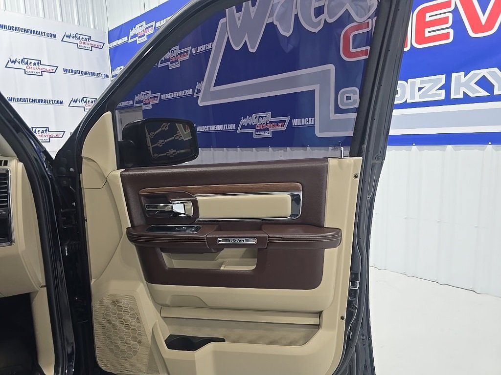 Used 2015 RAM 1500 Laramie w/ Convenience Group image 26