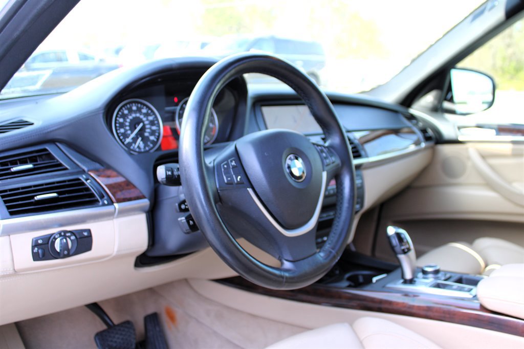 Used 2012 BMW X5 xDrive35d image 15