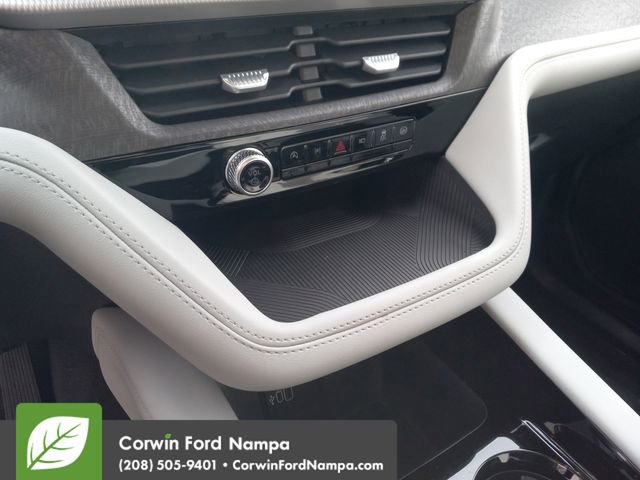 New 2026 Ford Explorer Platinum w/ LUX Leather Package image 17