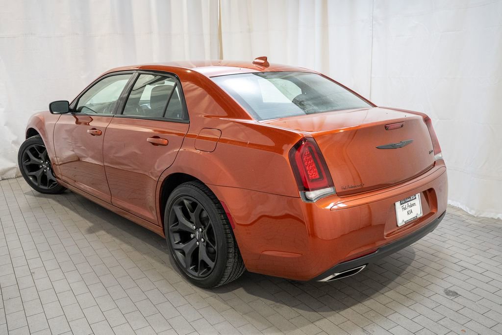 Used 2021 Chrysler 300 Touring w/ Sport Appearance Package image 3