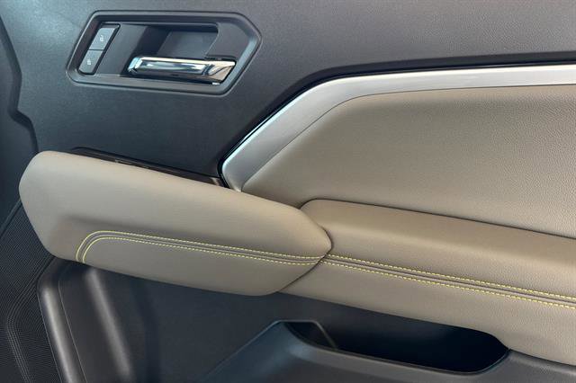 New 2026 Chevrolet Colorado ZR2 w/ Technology Package image 18