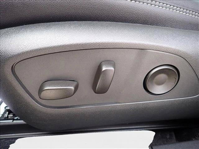 New 2025 Chevrolet Blazer EV LT w/ Super Cruise Package AWD/4WD image 12