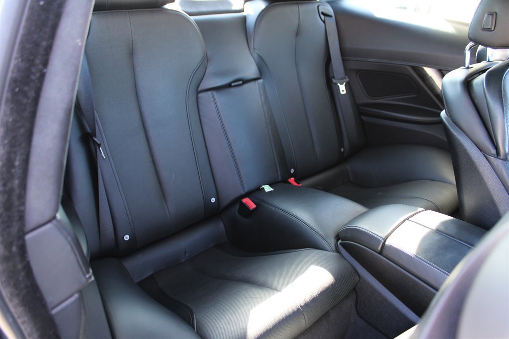 Used 2012 BMW 650i Coupe image 15