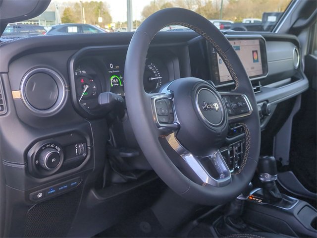 Used 2024 Jeep Wrangler Unlimited Sahara w/ Technology Group image 20