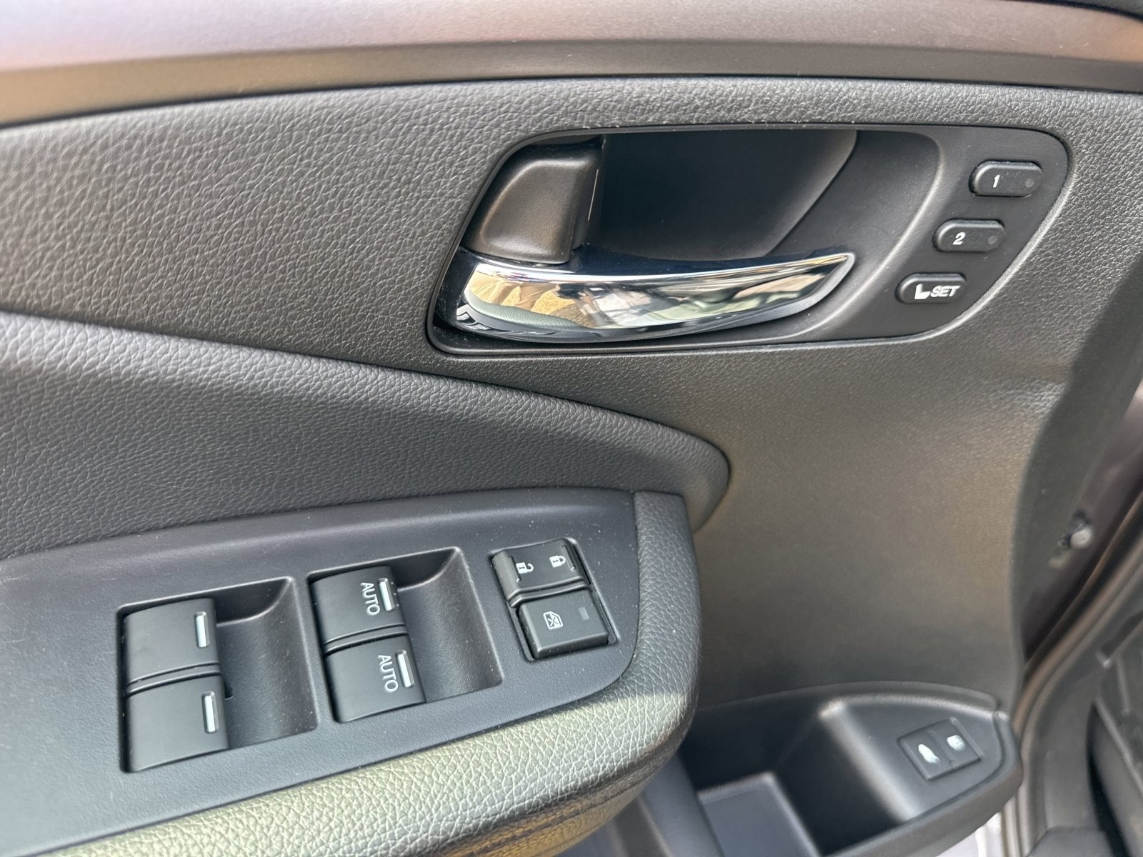 Used 2020 Honda Pilot EX-L image 6