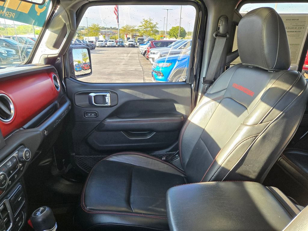 Used 2018 Jeep Wrangler Unlimited Rubicon w/ Safety Group AWD/4WD image 28