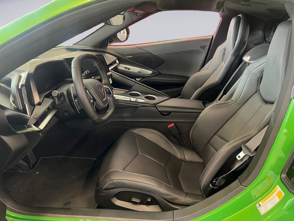 Used 2026 Chevrolet Corvette Stingray Coupe w/ Z51 Performance Package image 11