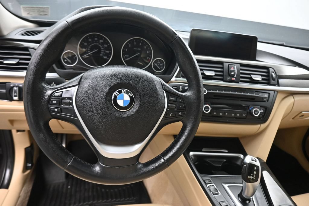Used 2015 BMW 328i xDrive Sedan AWD/4WD image 14