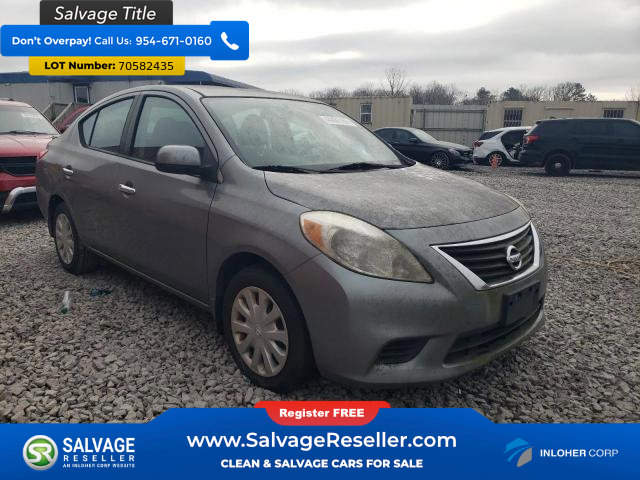 Used 2013 Nissan Versa SV image 4