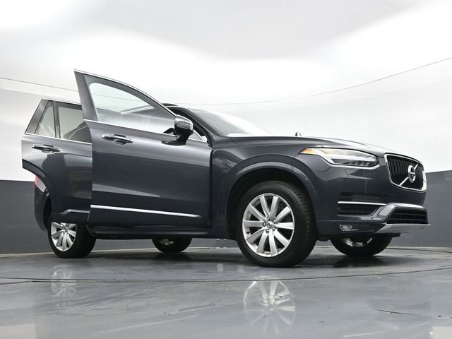Used 2017 Volvo XC90 T6 Momentum w/ Vision Package image 40