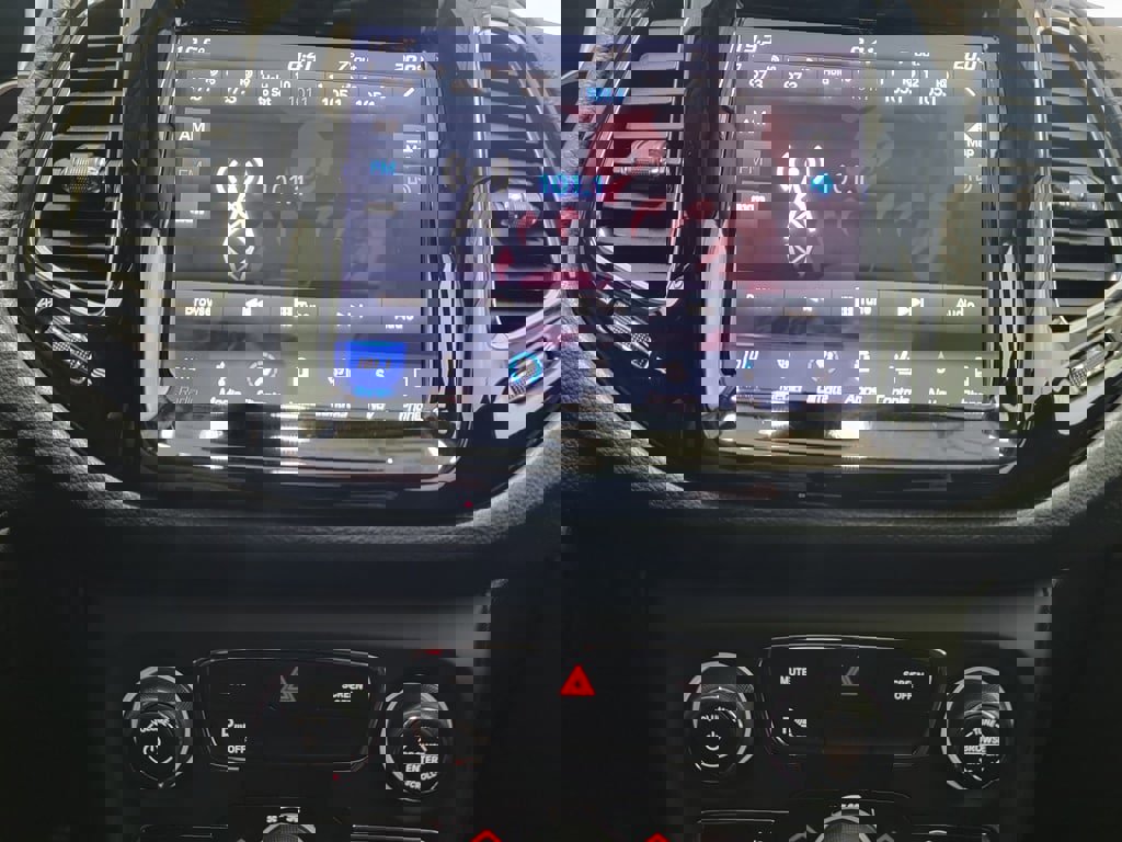 Used 2018 Jeep Compass Limited w/ Navigation Group image 20