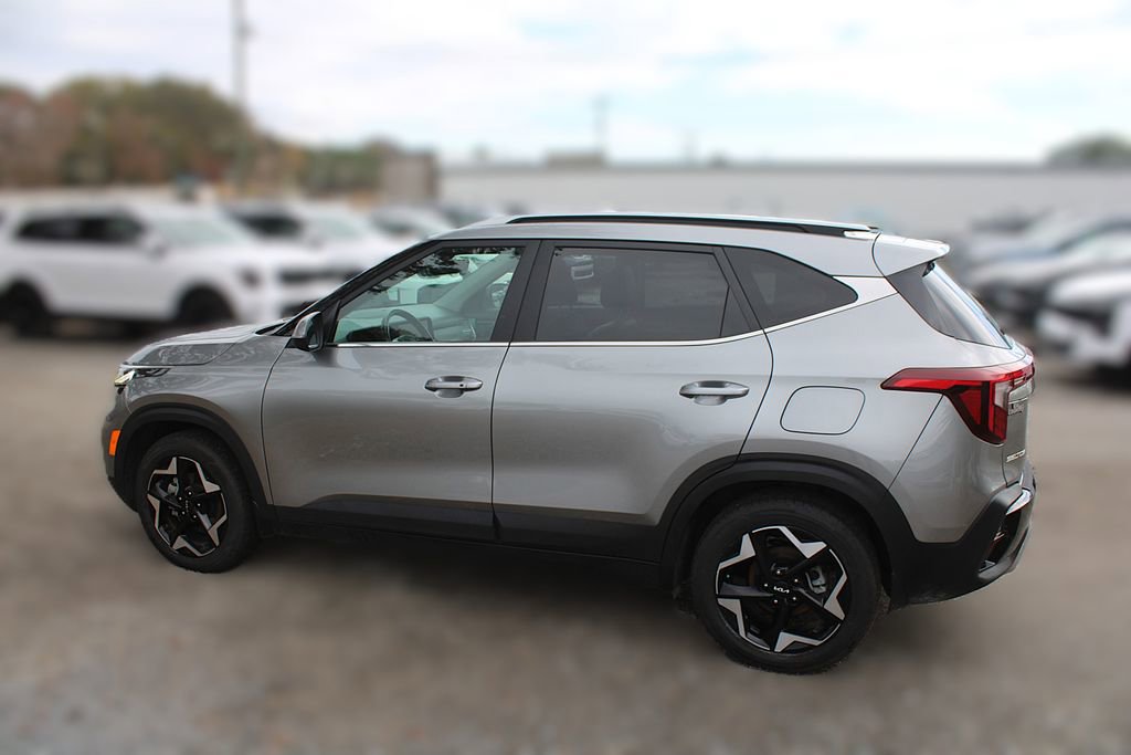 Certified 2024 Kia Seltos EX image 13