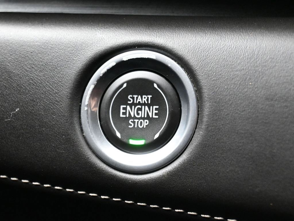 Used 2021 Cadillac Escalade ESV Premium Luxury Platinum image 25