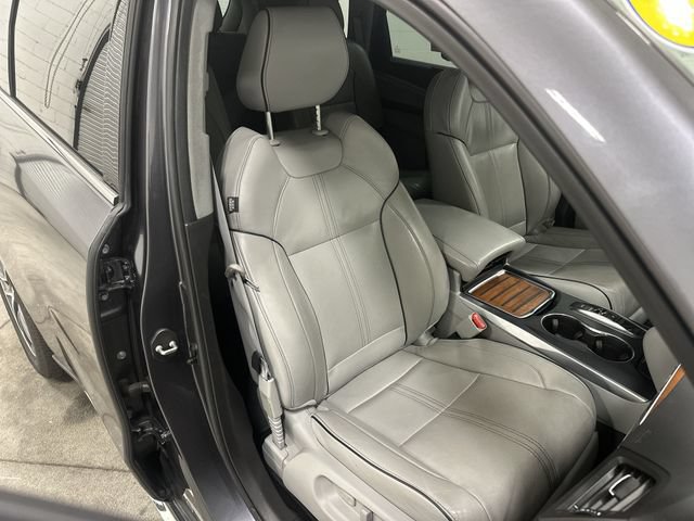 Used 2017 Acura MDX w/ Advance Package FWD image 19