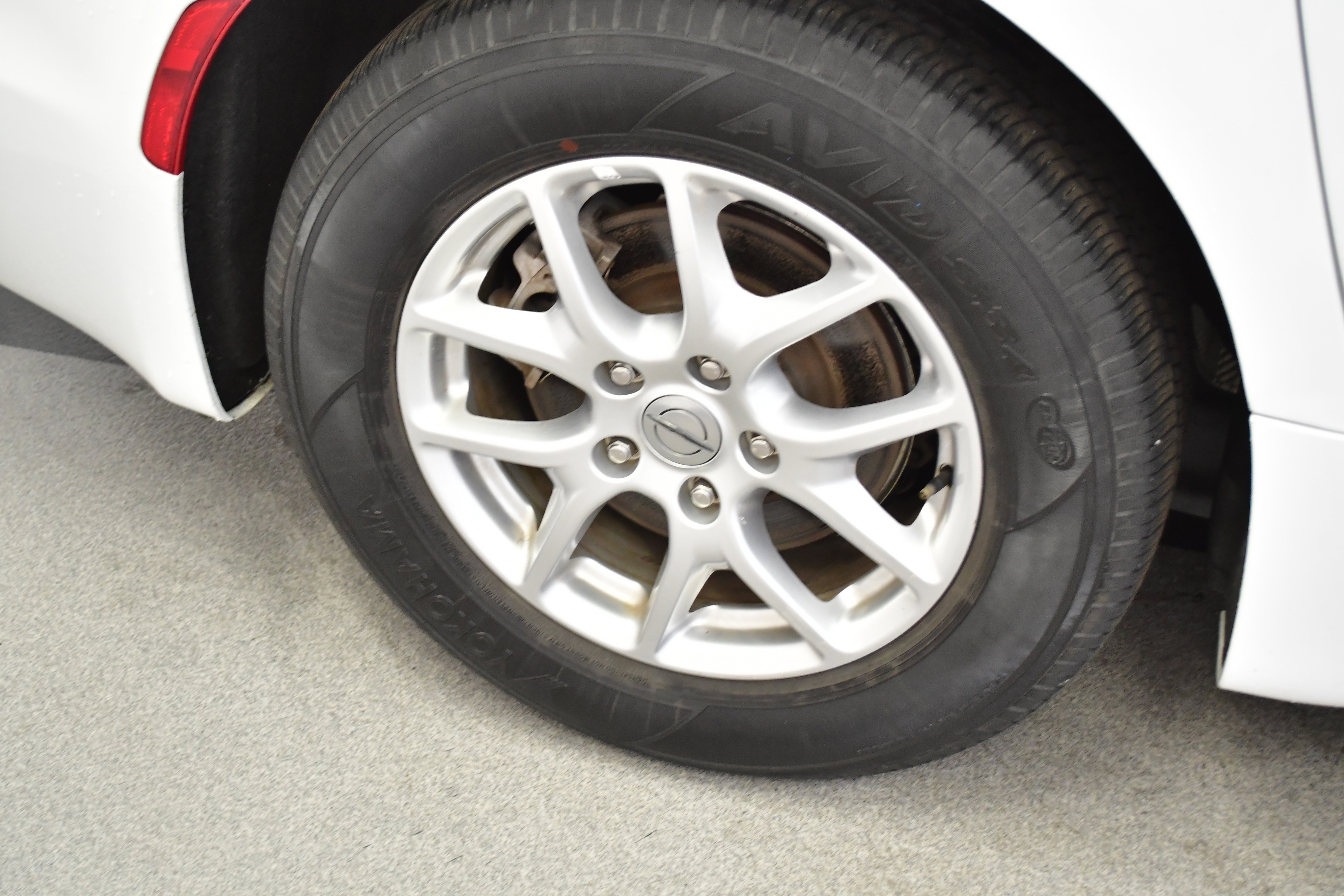 Used 2023 Chrysler Pacifica Touring-L FWD image 40