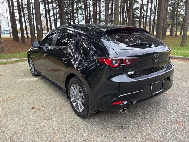 Used 2023 MAZDA MAZDA3 s image 5