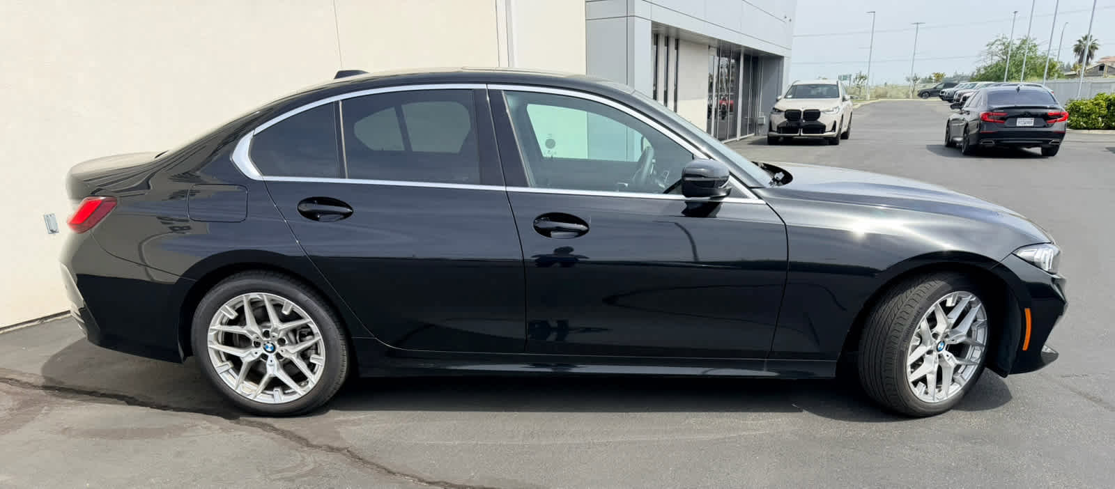 Used 2025 BMW 330i xDrive Sedan image 7