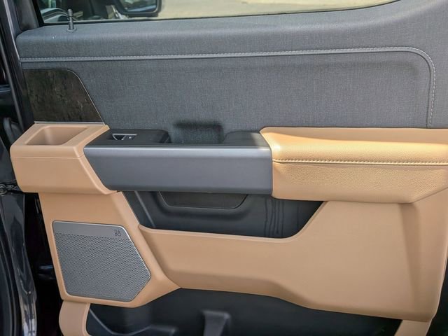 Used 2022 Ford F150 Lariat w/ Max Trailer Tow Package image 32