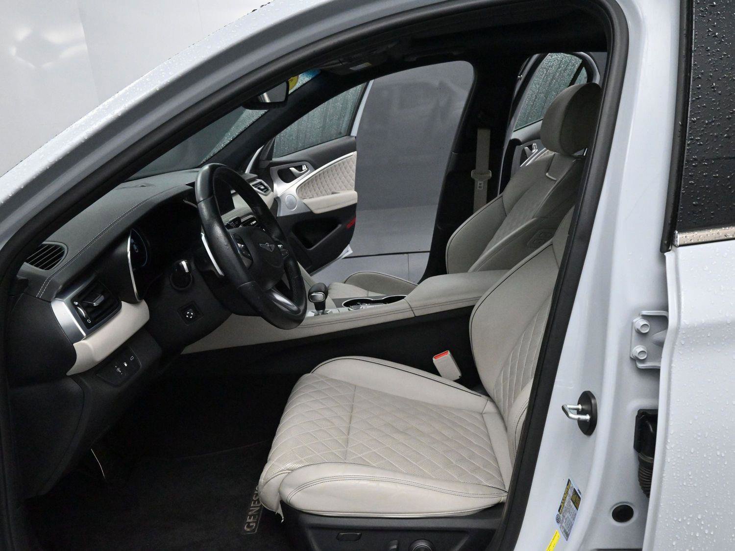 Used 2022 Genesis G70 3.3T w/ Sport Prestige Package image 14