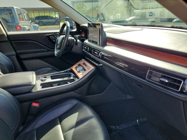 Used 2024 Lincoln Aviator Reserve image 33