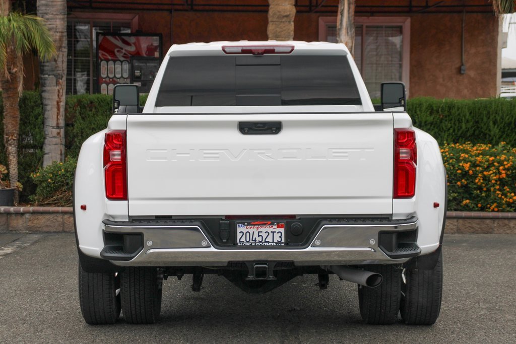 Used 2023 Chevrolet Silverado 3500 LTZ w/ LTZ Convenience Package image 9