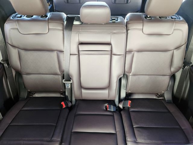 New 2026 Ford Explorer Platinum image 14