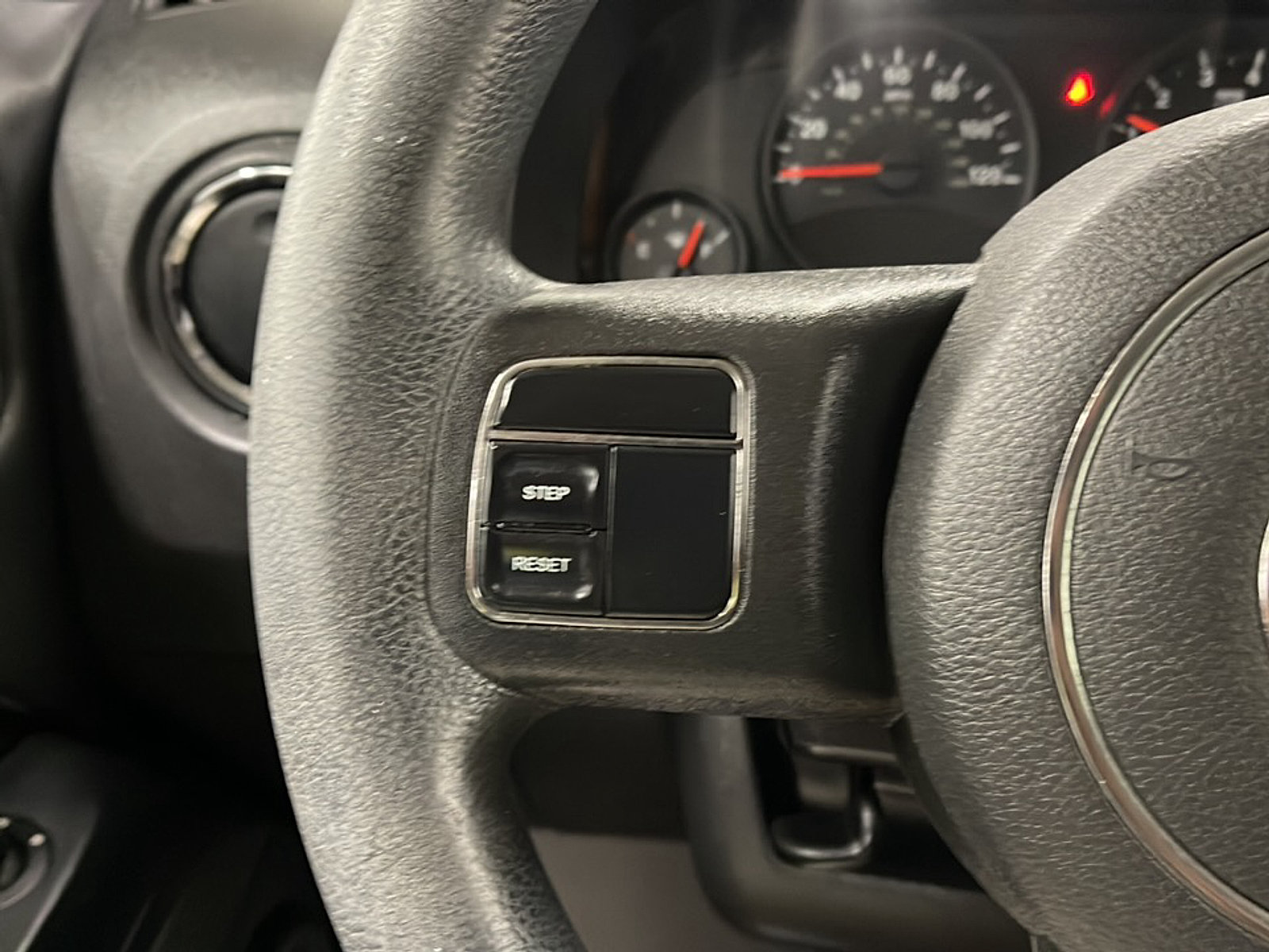 Used 2013 Jeep Patriot Sport w/ PWR Value Group AWD/4WD image 5