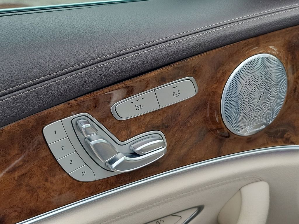 Used 2017 Mercedes-Benz E 300 image 28